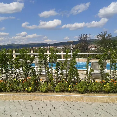 Seasons 3 2* Slantchev Briag