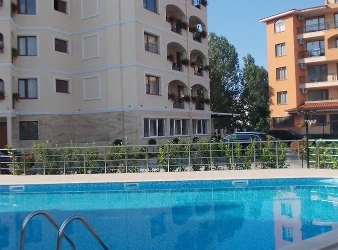 Seasons 3 Slantchev Briag