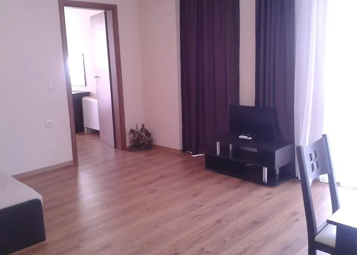 Seasons 3 Appart hôtel 2*