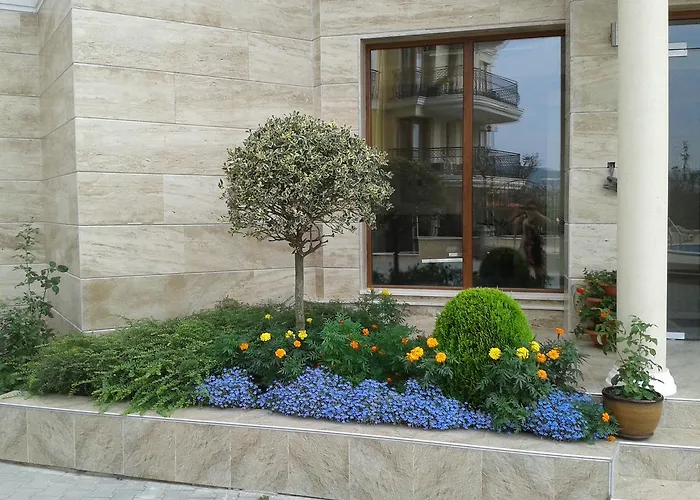 Seasons 3 Slantchev Briag