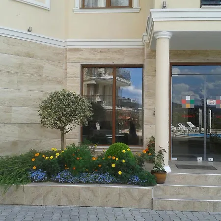 Апартхотел сезони 3 2*