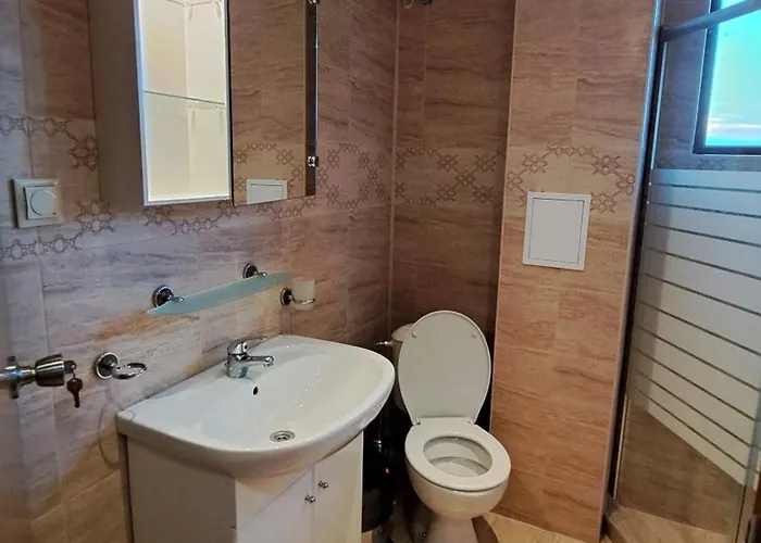 Seasons 3 アパートホテル 2*