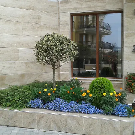 Seasons 3 Солнечный берег