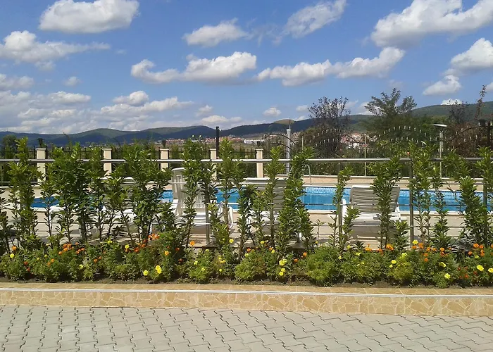 Seasons 3 2* Sunny Beach