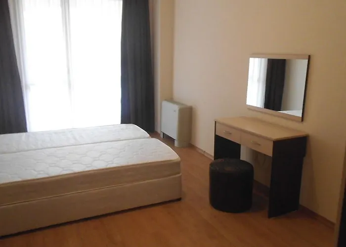 Seasons 3 Lejlighedshotel Sunny Beach