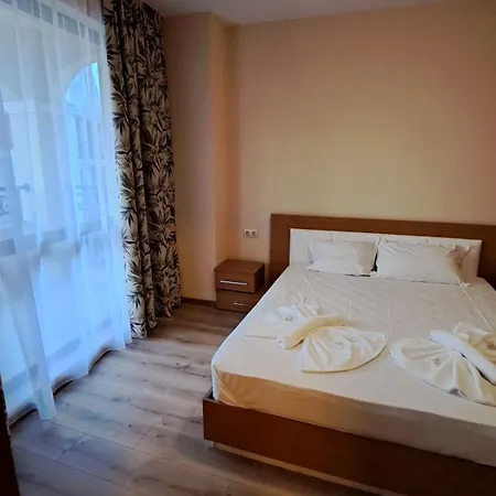 Hotel de apartamente Seasons 3