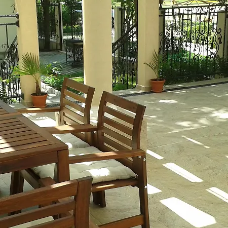 Seasons 3 Hotel de apartamente 2*