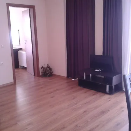 Seasons 3 Hotel de apartamente 2*